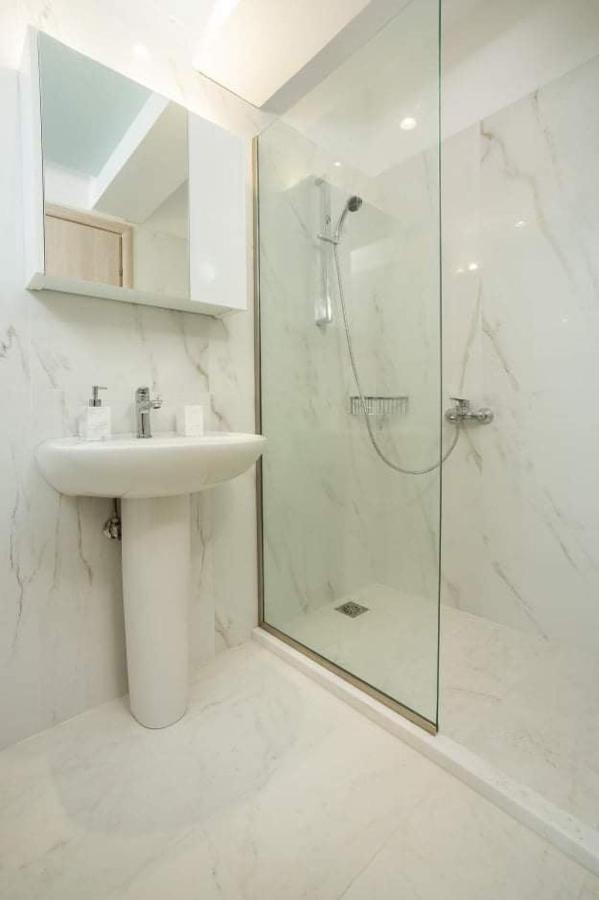 Eden Almond Tree - Luxurious Apartment With Sea View Rhodes City Buitenkant foto