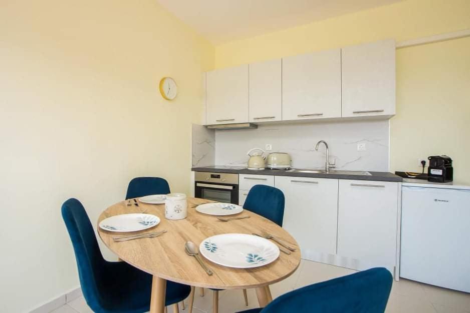 Eden Almond Tree - Luxurious Apartment With Sea View Rhodes City Buitenkant foto